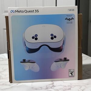 Meta Quest 3S VR Headset with Controllers *includes Batman Arkham Shadow game